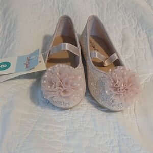 Cat & Jack Glittery Cream Dress Shoes with Flower Size 8